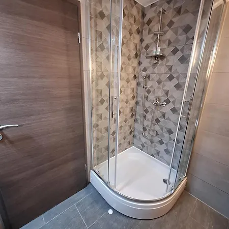 Iva Apartman